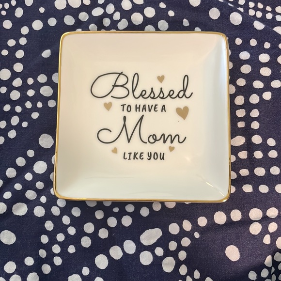 Mom Ceramic Jewelry Dish - Picture 2 of 4